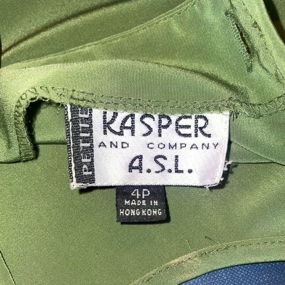 Vintage 1980s - Kasper and Company - Silky Green Blouse - Size 4P - Picture 4 of 4